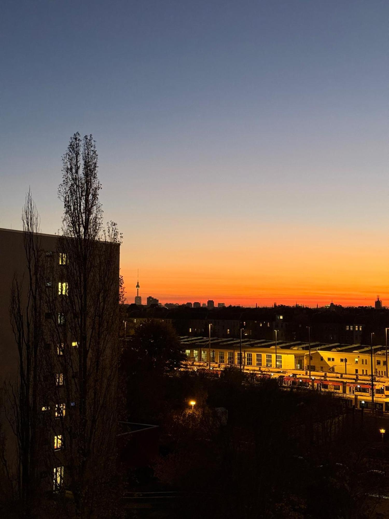 Mint Apartment Ueber Der Stadt Parken Kueche Wifi Berlijn Buitenkant foto